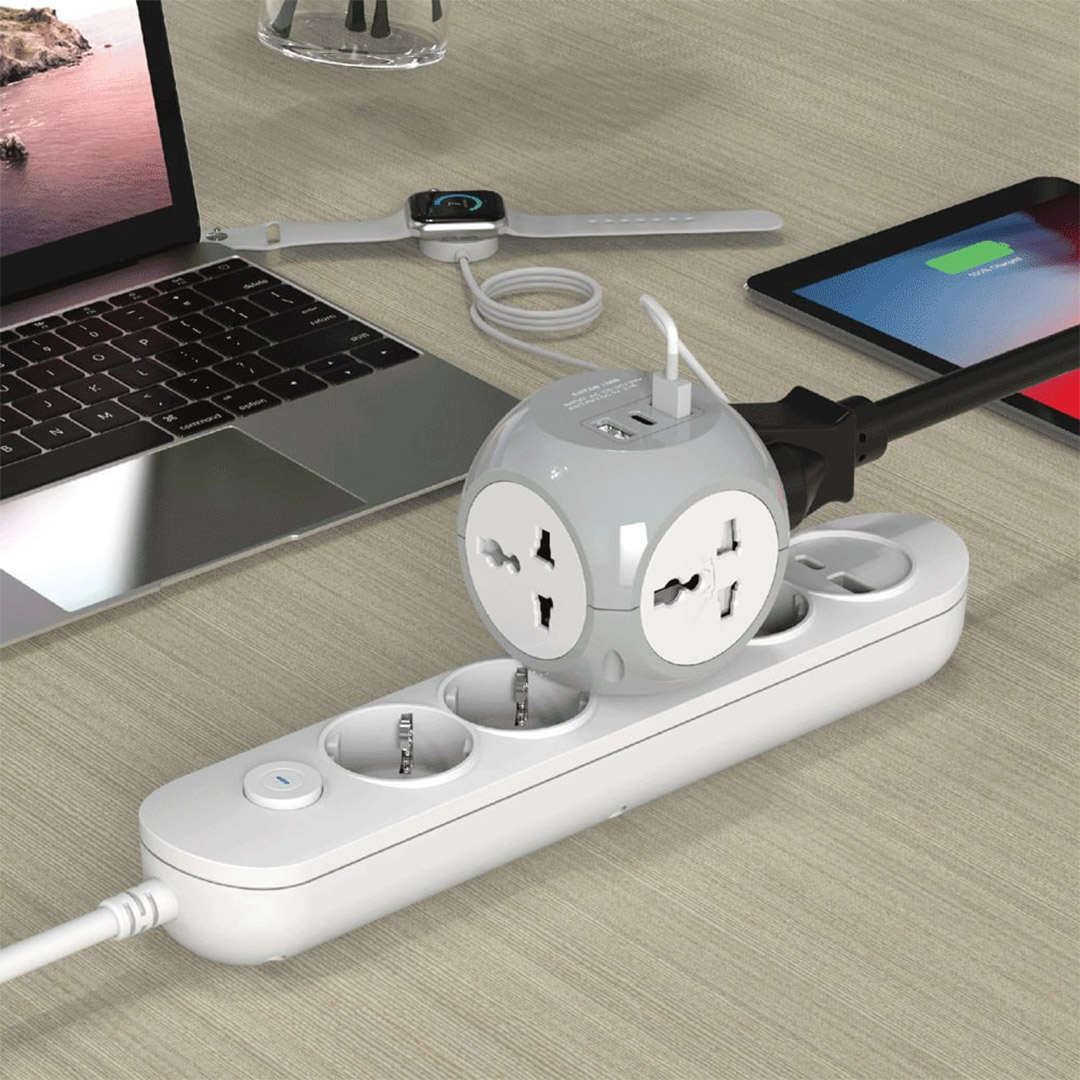 چند راهی برق و شارژر دیواری گرین لاین Multi Port Travel Adapter