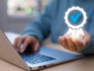 کدام گارانتی لپ تاپ بهتر است؟ معرفی انواع گارانتی + نکات مهم